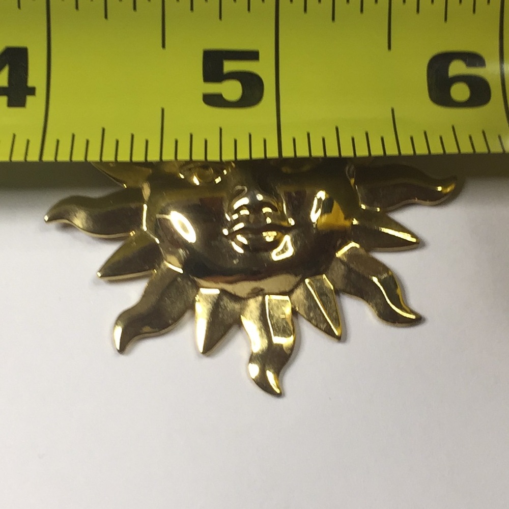 Sun ๐ Pendant - Picture 5 of 5